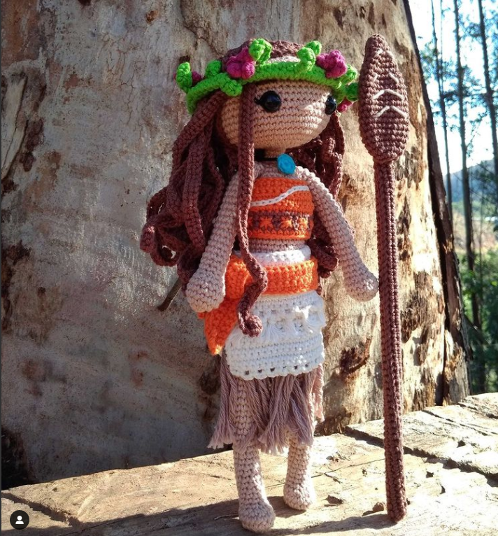 ♥ BONECA MOANA EM AMIGURUMI ♥ - Lena Artesanatos